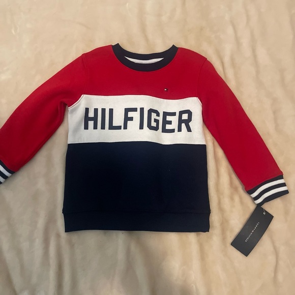 Tommy Hilfiger Pull Over Sweatshirt. SZ 3T - Picture 1 of 4